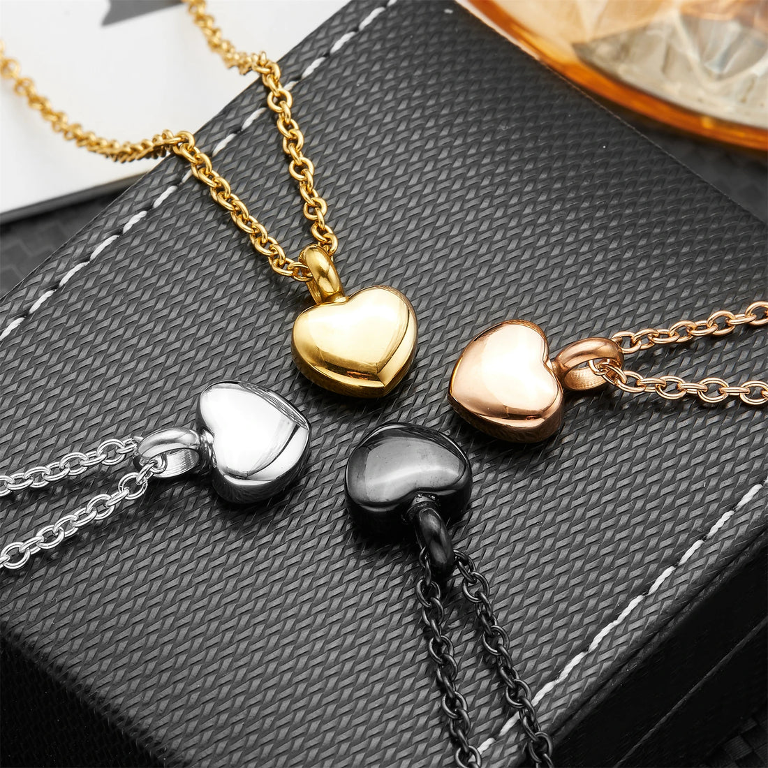 Dog Heart Memorial Urn Pendant - Stainless Steel Cremation Jewelry for Dog Ashes